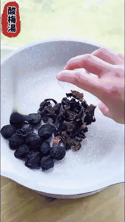 1712466366793695.gif 1.gif